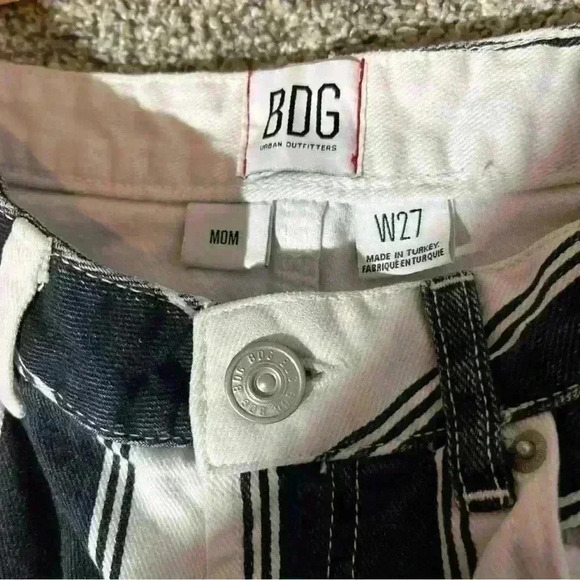 BDG Jeans, Urban Outfitters, Women Size 27 W, Mom, Black & White Striped Jeans - Picture 6 of 9